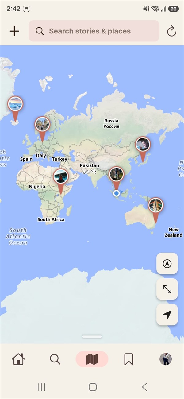 Fotorich world map of stories
